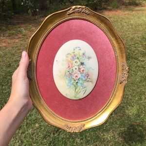 Vintage Floral Wall Decor with Gold Frame✨🌸